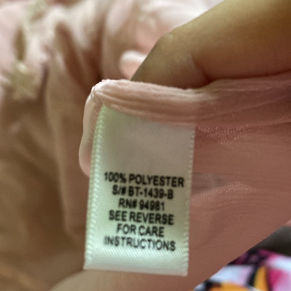 *SOLD** 🎀PINK LACE BLOUCE 🩰🎀 - Picture 6 of 9